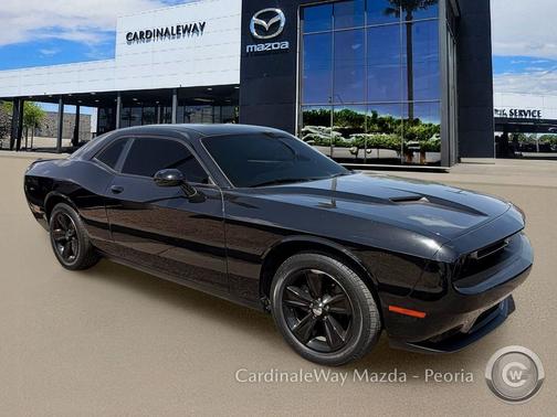 Pitch Black Clearcoat 2020 Dodge Challenger SXT