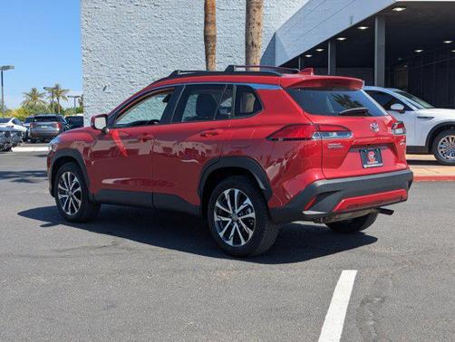 2022 Toyota Corolla Cross XLE