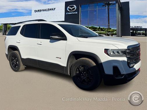 2023 GMC Acadia AWD AT4