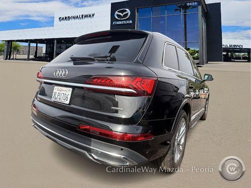 2024 Audi Q7 55 Premium Plus