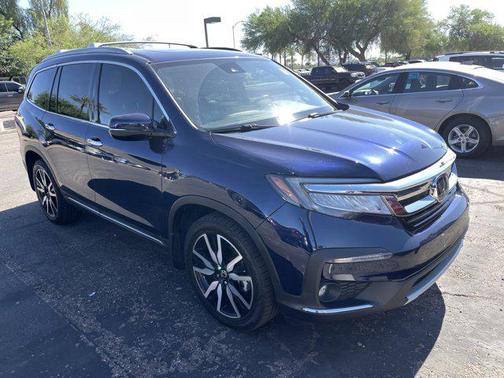 2022 Honda Pilot Touring 8-Passenger