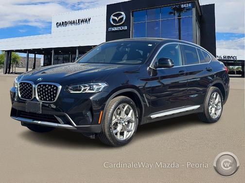 2025 BMW X4 xDrive30i