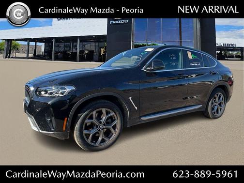 2025 BMW X4 xDrive30i