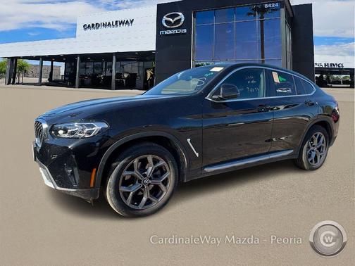 2025 BMW X4 xDrive30i