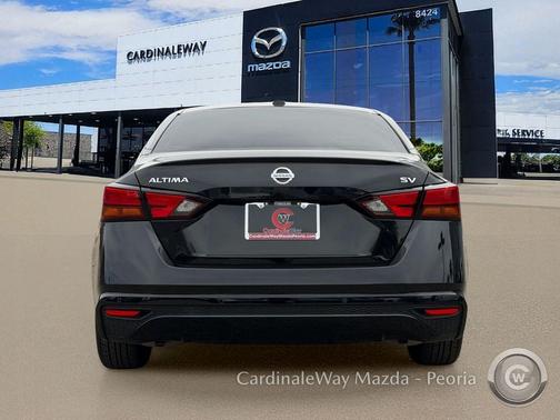 Super Black 2022 Nissan Altima 2.5 SV