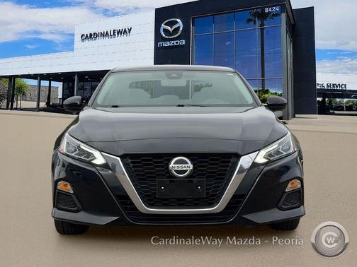 Super Black 2022 Nissan Altima 2.5 SV