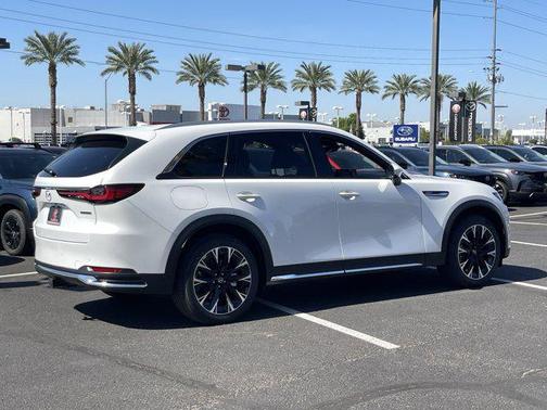 2025 Mazda CX-90 PHEV Premium Plus
