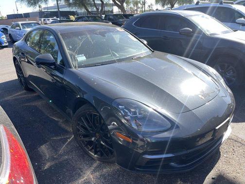 2019 Porsche Panamera 4