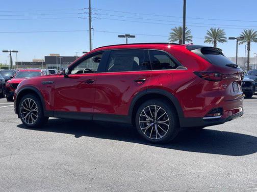 2025 Mazda CX-70 PHEV Premium Package