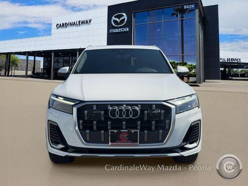 Carrara White 2025 Audi Q7 55 Premium Plus