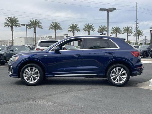 2022 Audi Q3 45 S line Premium