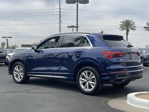 2022 Audi Q3 45 S line Premium