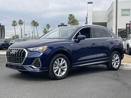 2022 Audi Q3 45 S line Premium