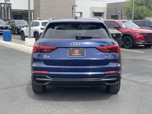 2022 Audi Q3 45 S line Premium