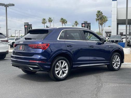 2022 Audi Q3 45 S line Premium