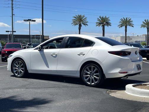 2025 Mazda Mazda3 FWD w/Preferred Package
