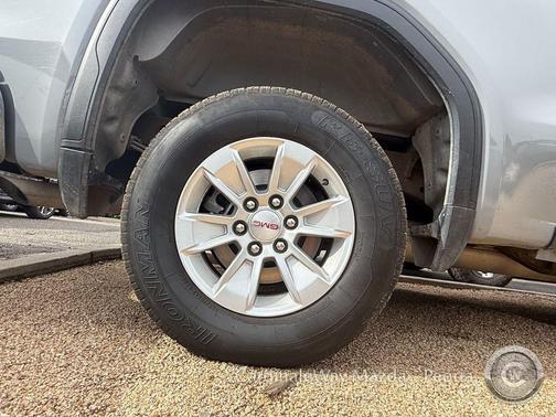 2024 GMC Sierra 1500 SLE