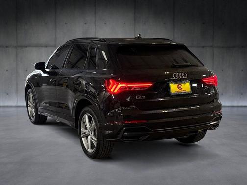 2020 Audi Q3 45 S line Premium