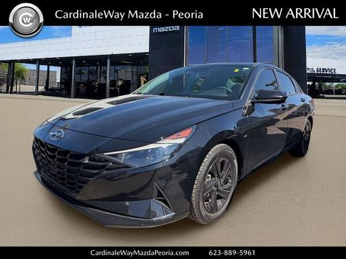 Phantom Black 2021 Hyundai ELANTRA SEL