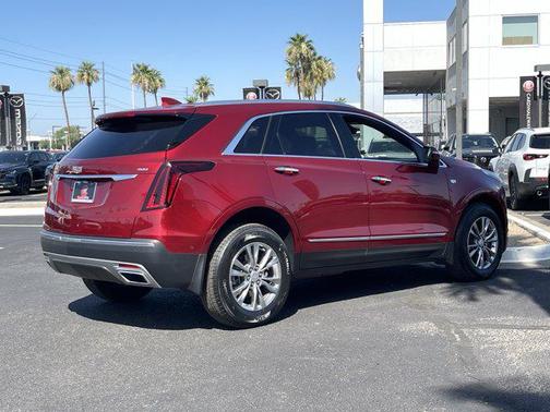 2021 Cadillac XT5 Premium Luxury