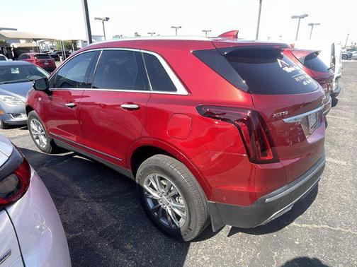 2021 Cadillac XT5 Premium Luxury