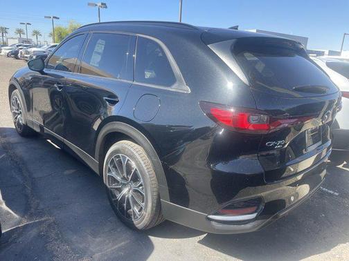 2025 Mazda CX-70 PHEV Premium Package