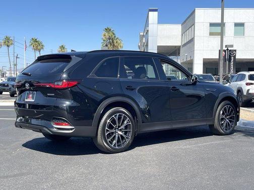 2025 Mazda CX-70 PHEV Premium Package