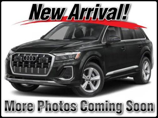2025 Audi Q7 45 Premium Plus