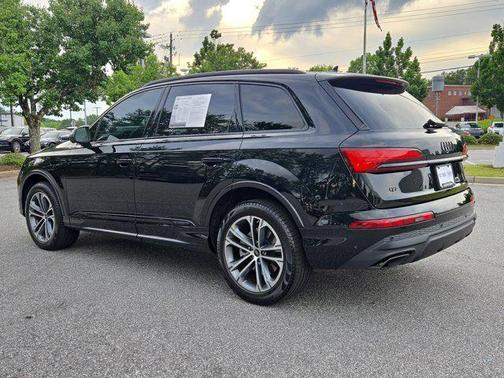2025 Audi Q7 45 Premium Plus