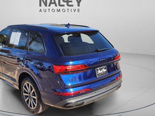 2024 Audi Q7 45 Premium Plus