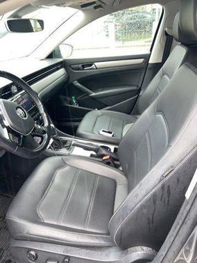 2020 Volkswagen Passat 2.0T SE