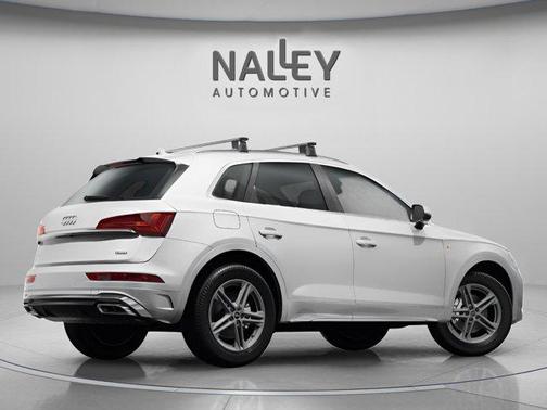 Glacier White Metallic 2024 Audi Q5 45 S line Premium