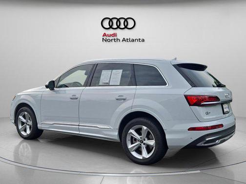 2022 Audi Q7 55 Premium