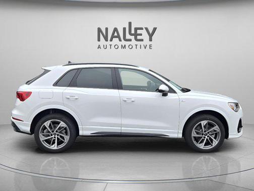 2025 Audi Q3 Premium 45 TFSI S line quattro Tiptronic
