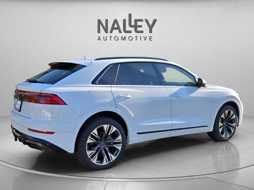 2025 Audi Q8 55 Premium Plus