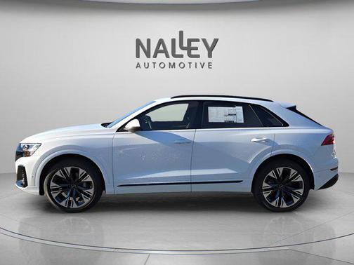 2025 Audi Q8 55 Premium Plus