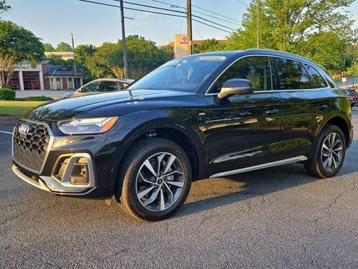 2023 Audi Q5 45 S line Premium Plus