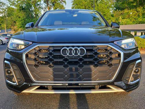 2023 Audi Q5 45 S line Premium Plus