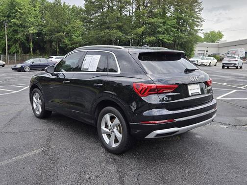 Mythos Black Metallic 2020 Audi Q3 45 Premium