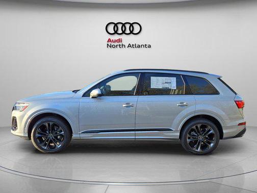 2025 Audi Q7 55 Premium Plus