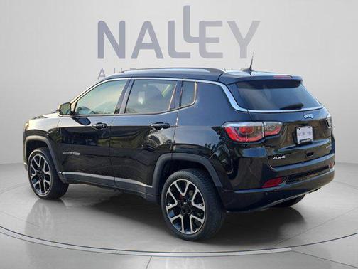 Diamond Black Crystal Pearlcoat 2017 Jeep New Compass Limited