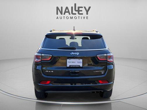 Diamond Black Crystal Pearlcoat 2017 Jeep New Compass Limited