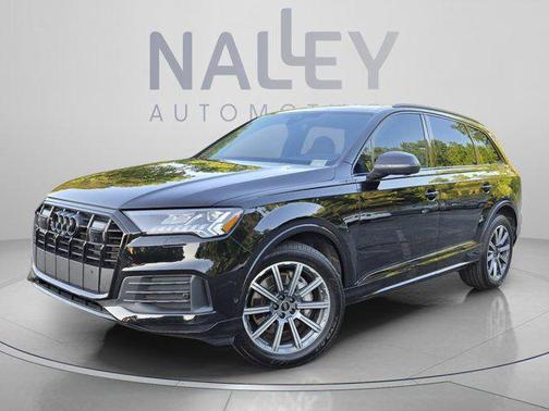 Mythos Black Metallic 2023 Audi Q7 45 Premium Plus