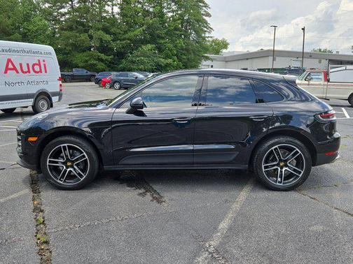 2019 Porsche Macan Base