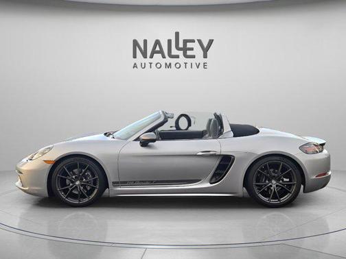 2022 Porsche 718 Boxster T