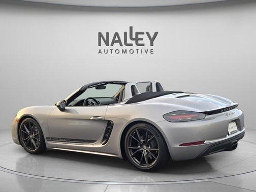 2022 Porsche 718 Boxster T
