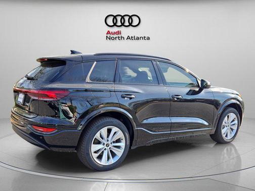 2025 Audi Q6 e-tron Premium