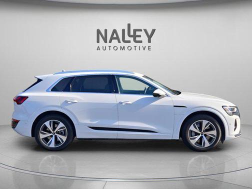 2024 Audi Q8 e-tron Premium Plus