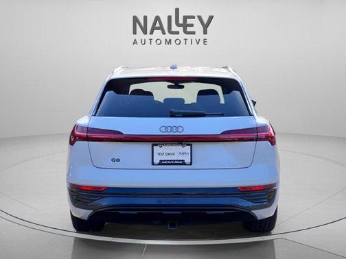 2024 Audi Q8 e-tron Premium Plus
