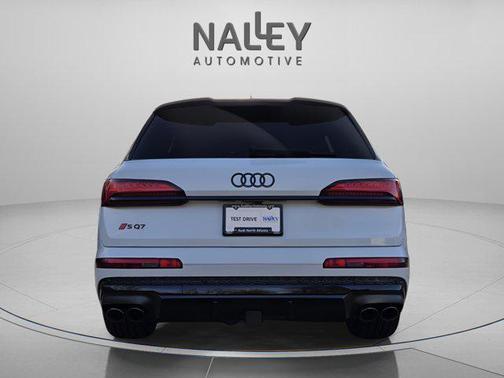 2026 Audi SQ7 4.0T Premium Plus